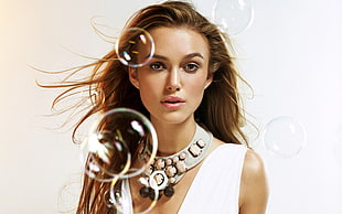 Keira knightley,  Brunette,   face,  Bubbles HD wallpaper